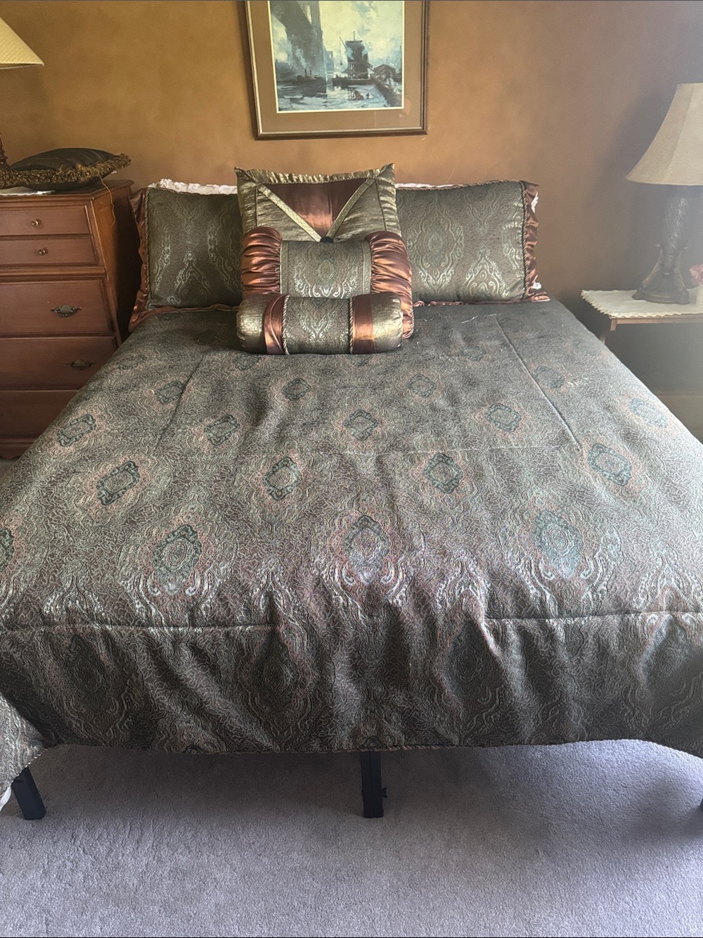 Reversible Green and Brown Jacquard Comforter Set with Decorative Pillows